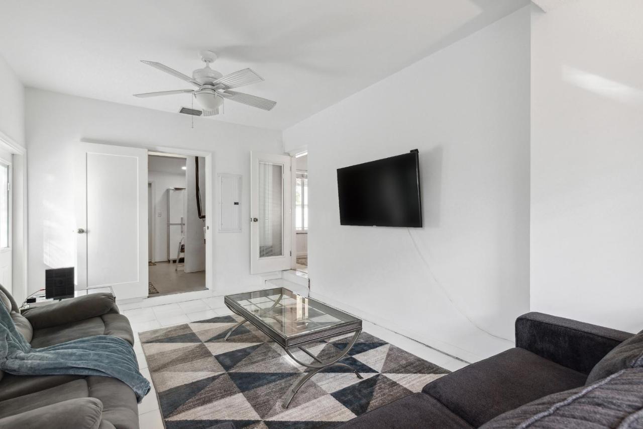 Chic Fort Lauderdale House With Private Pool Экстерьер фото